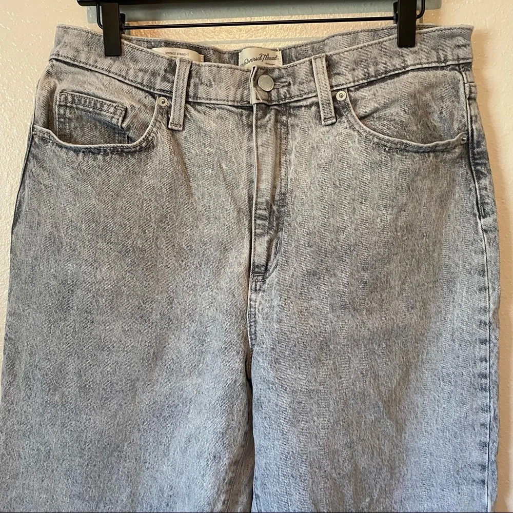 Universal Thread Vintage Straight Jeans